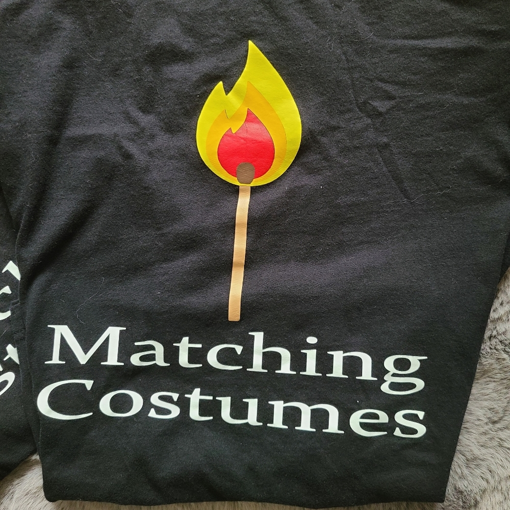 Matching Costumes - Picture 4 of 4